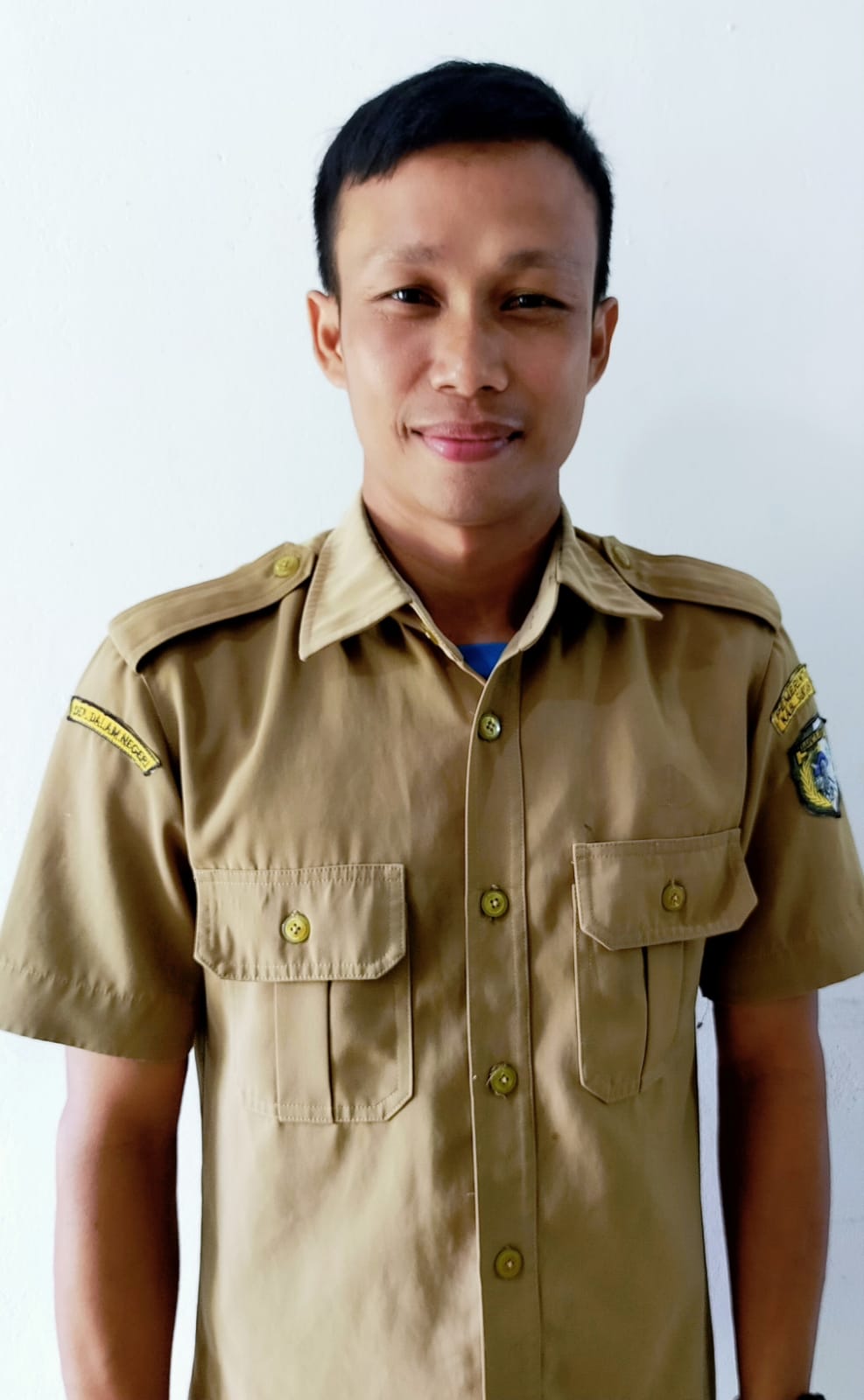MUHAMMAD HENDRY